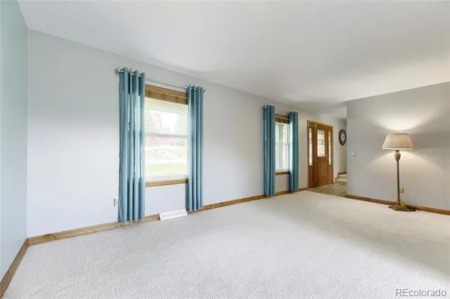 6816 Hillpark Avenue Parker, CO 80134