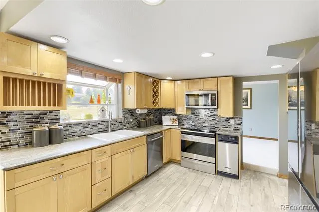 6816 Hillpark Avenue Parker, CO 80134