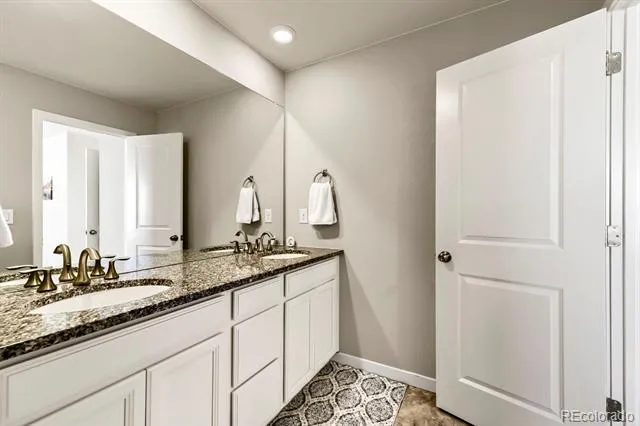 17650 E 95th Avenue Commerce City, CO 80022