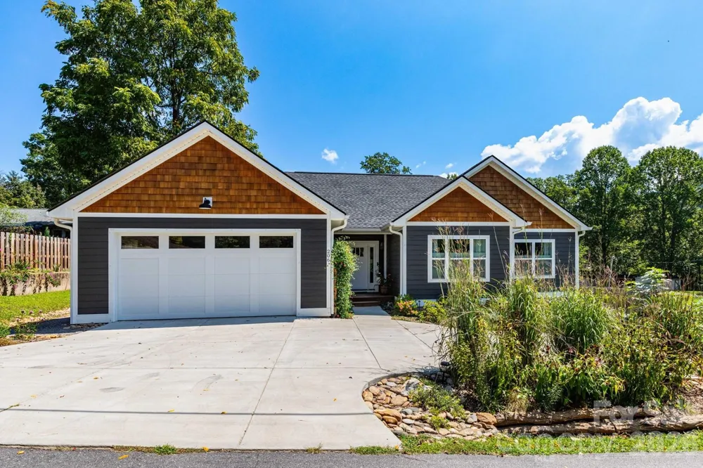 206 Padgettown Road Black Mountain, NC 28711