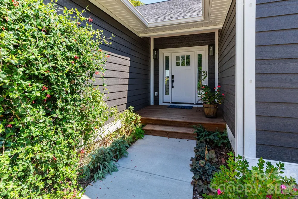 206 Padgettown Road Black Mountain, NC 28711