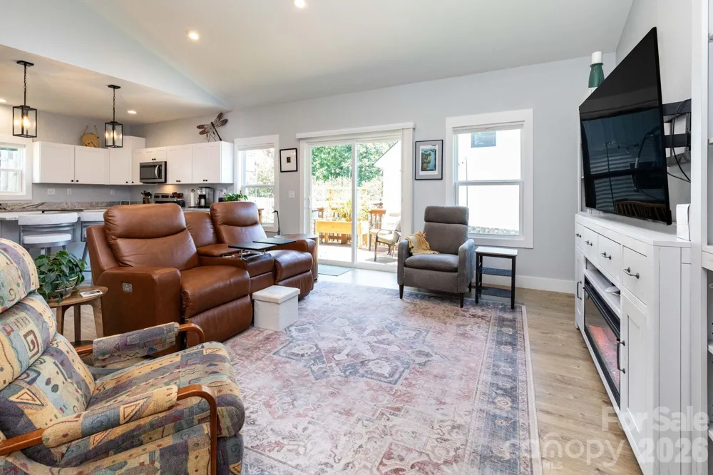 206 Padgettown Road Black Mountain, NC 28711