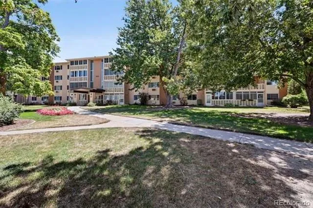 745 S Alton Way #11A Denver, CO 80247