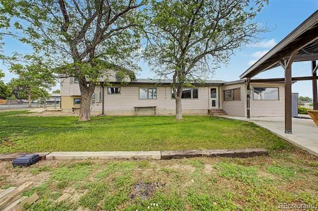 16045 Lomand Circle Brighton, CO 80602