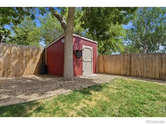 406 Iowa Avenue Berthoud, CO 80513