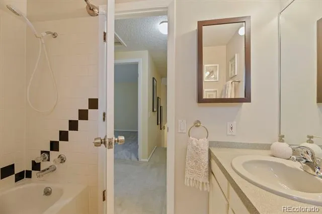 7304 E Mineral Place Centennial, CO 80112