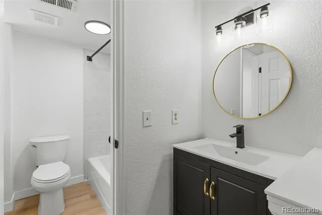 17620 E Loyola Drive #1722R Aurora, CO 80013