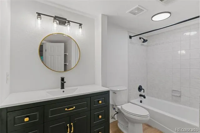 17620 E Loyola Drive #1722R Aurora, CO 80013