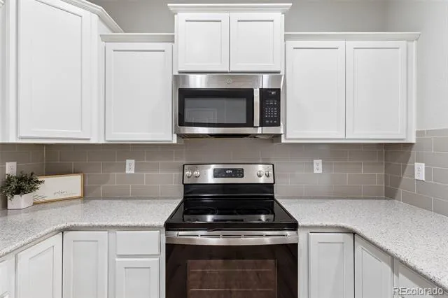 4075 Tiberias Point Colorado Springs, CO 80916