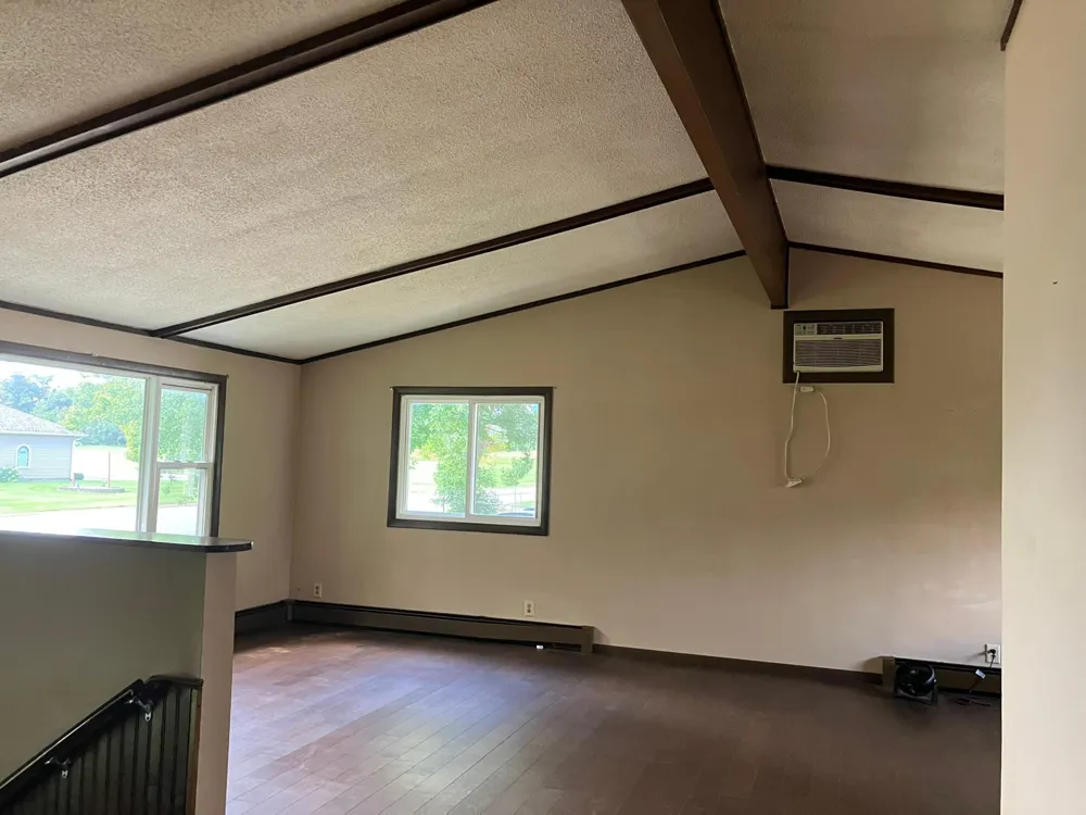 16 South Street SW Dodge Center, MN 55927