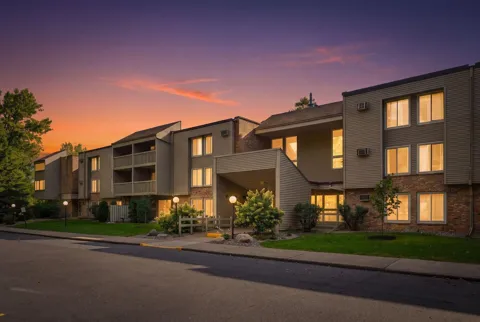 4045 Hodgson Road #201