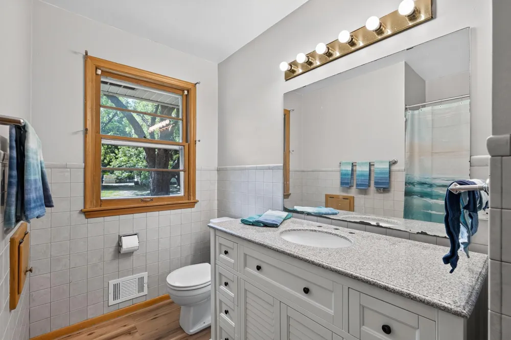 7200 Cartisian Avenue Brooklyn Park, MN 55428