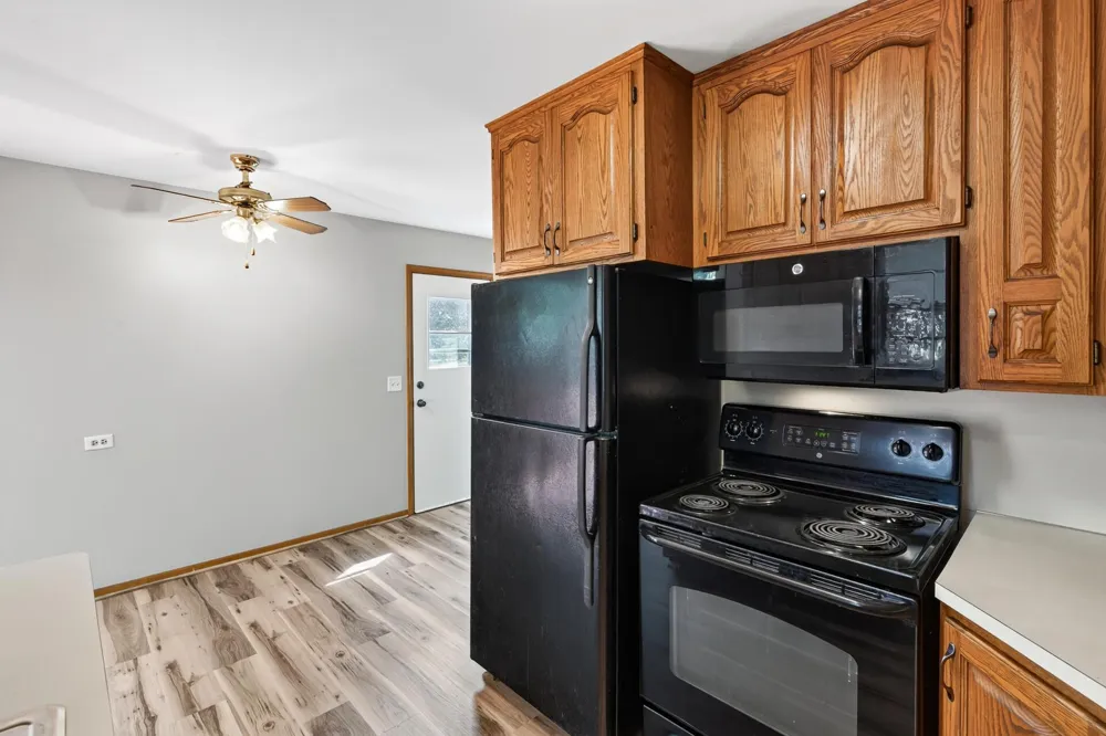 7200 Cartisian Avenue Brooklyn Park, MN 55428