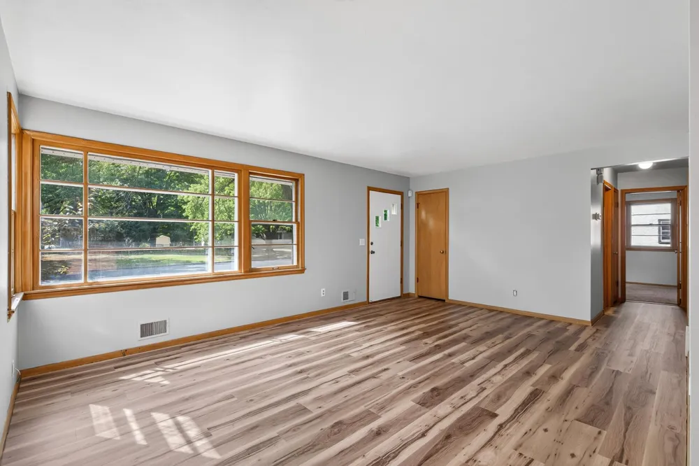 7200 Cartisian Avenue Brooklyn Park, MN 55428