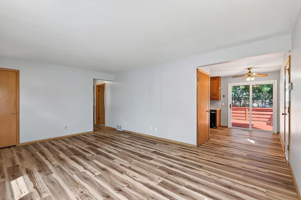 7200 Cartisian Avenue Brooklyn Park, MN 55428