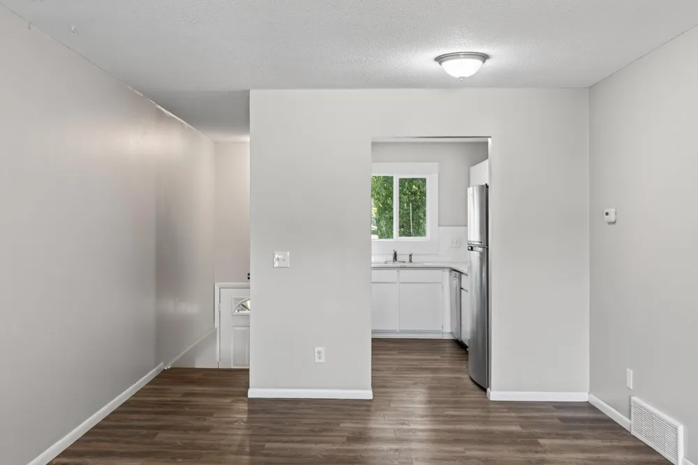 9091 207th Street W Lakeville, MN 55044