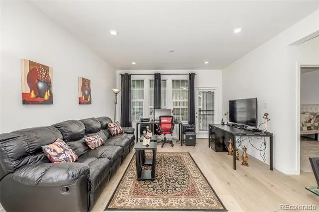 5125 Quemoy Street Aurora, CO 80019
