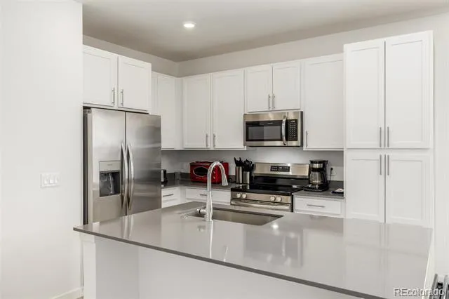 5125 Quemoy Street Aurora, CO 80019