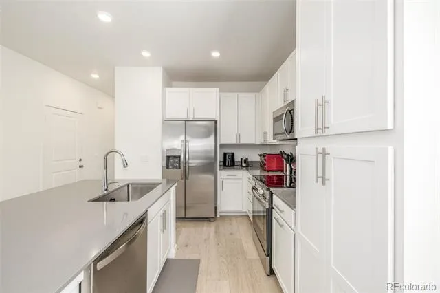5125 Quemoy Street Aurora, CO 80019