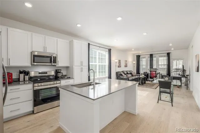 5125 Quemoy Street Aurora, CO 80019