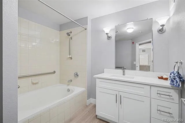 3890 S Dayton Street #103 Aurora, CO 80014