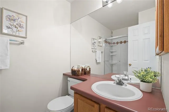 6806 Los Reyes Circle Colorado Springs, CO 80918