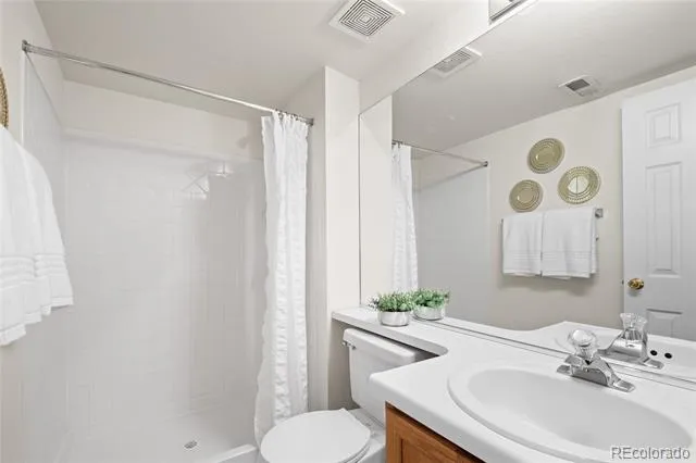 6806 Los Reyes Circle Colorado Springs, CO 80918