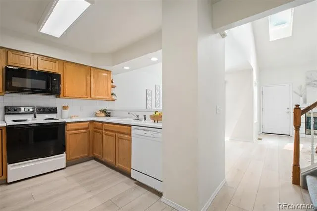 6806 Los Reyes Circle Colorado Springs, CO 80918
