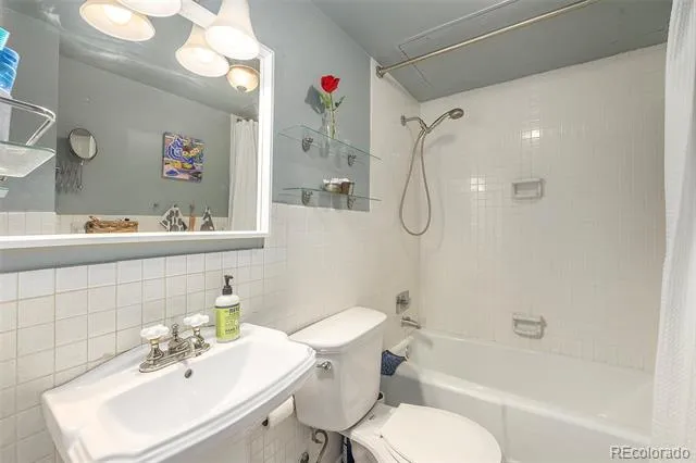 1020 15th Street #22A Denver, CO 80202
