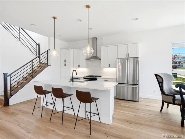 1612 Stablecross Drive Castle Rock, CO 80108