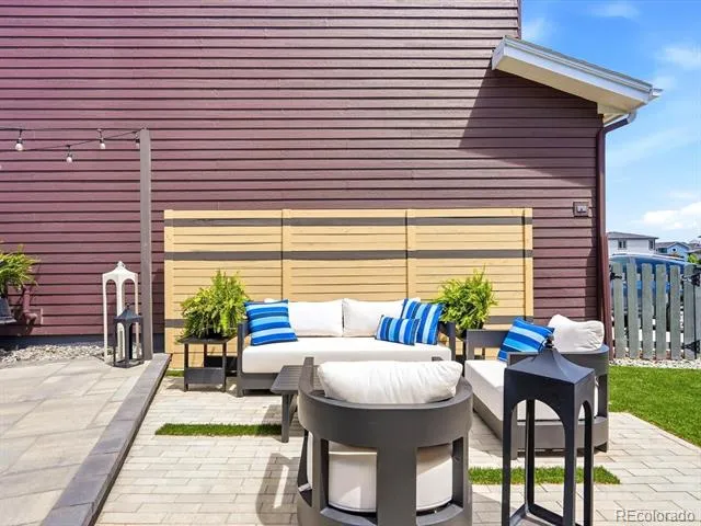 1612 Stablecross Drive Castle Rock, CO 80108