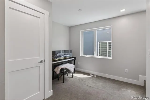 1284 Winona Court Denver, CO 80204
