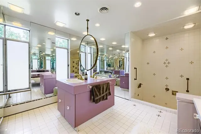 4500 E 6th Avenue Parkway Denver, CO 80220