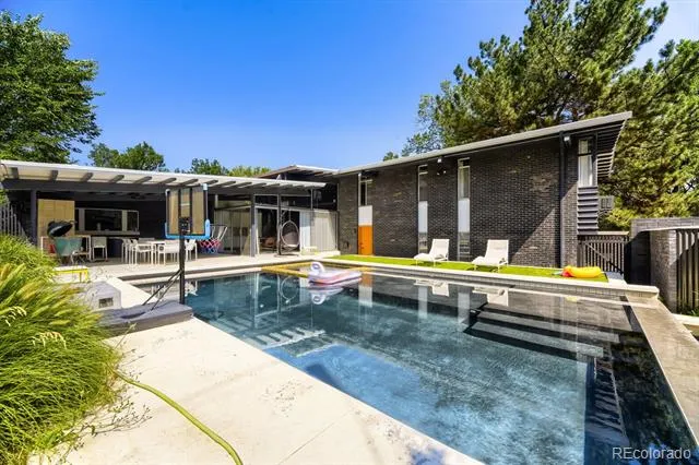 4500 E 6th Avenue Parkway Denver, CO 80220