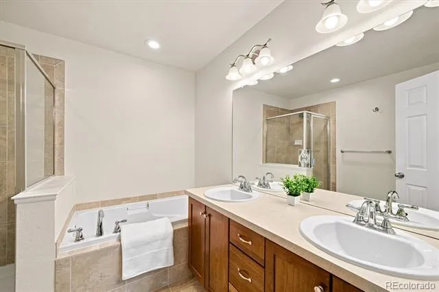8705 E 29th Place Denver, CO 80238