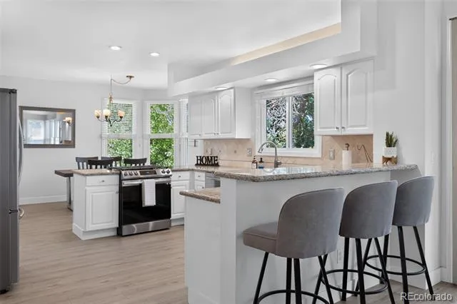 825 Huntington Drive Littleton, CO 80126