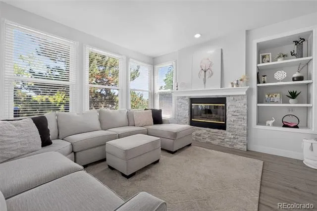 825 Huntington Drive Littleton, CO 80126