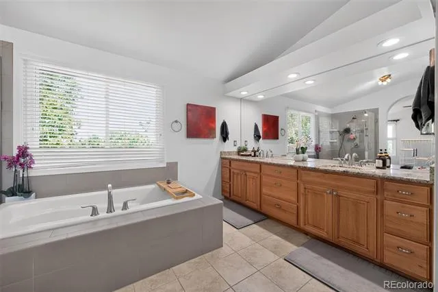 825 Huntington Drive Littleton, CO 80126