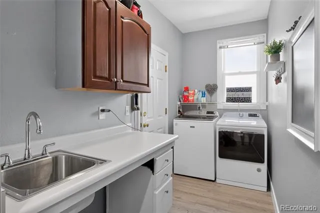 825 Huntington Drive Littleton, CO 80126