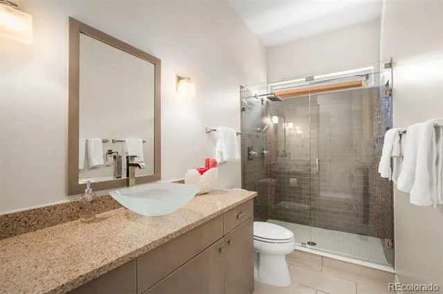 5980 S Race Court Centennial, CO 80121