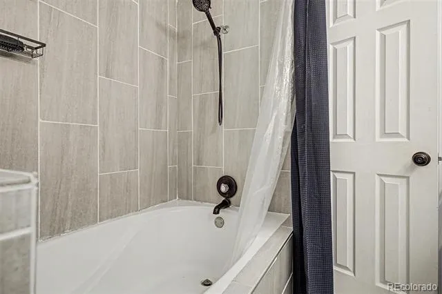 1981 S Hannibal Court #B Aurora, CO 80013