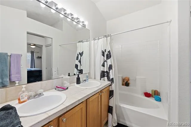 5323 S Malta Way Centennial, CO 80015