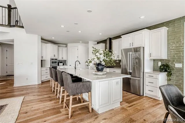 27841 E Lakeview Drive Aurora, CO 80016