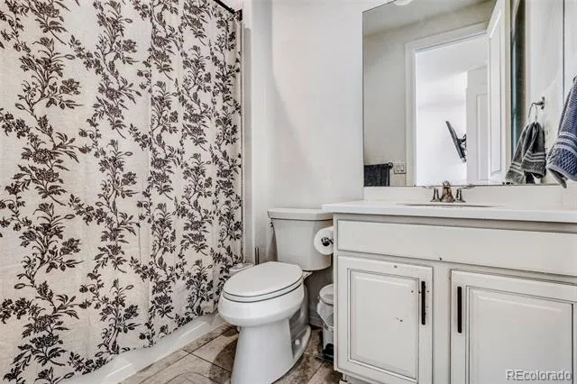 27841 E Lakeview Drive Aurora, CO 80016
