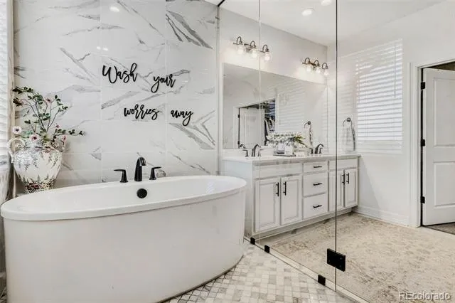 27841 E Lakeview Drive Aurora, CO 80016