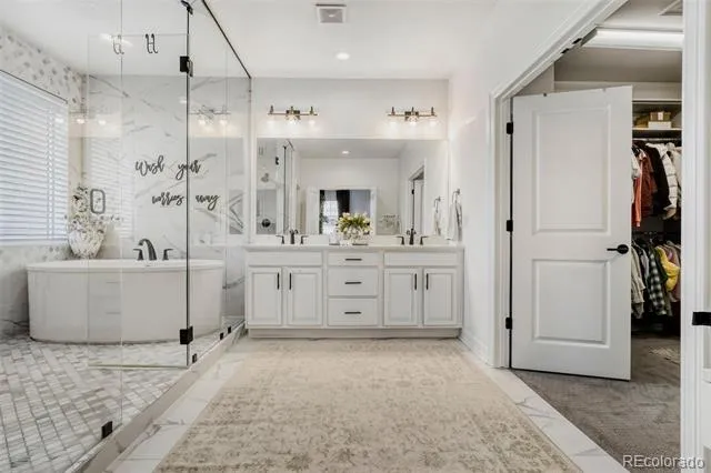 27841 E Lakeview Drive Aurora, CO 80016
