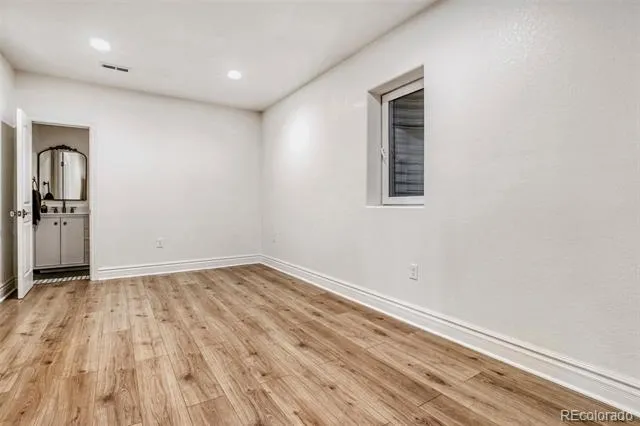 27841 E Lakeview Drive Aurora, CO 80016