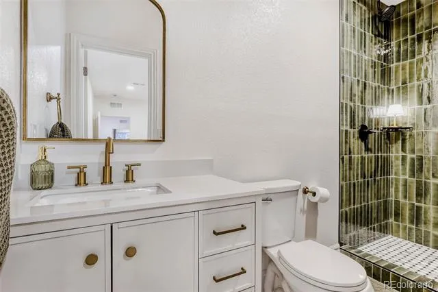27841 E Lakeview Drive Aurora, CO 80016