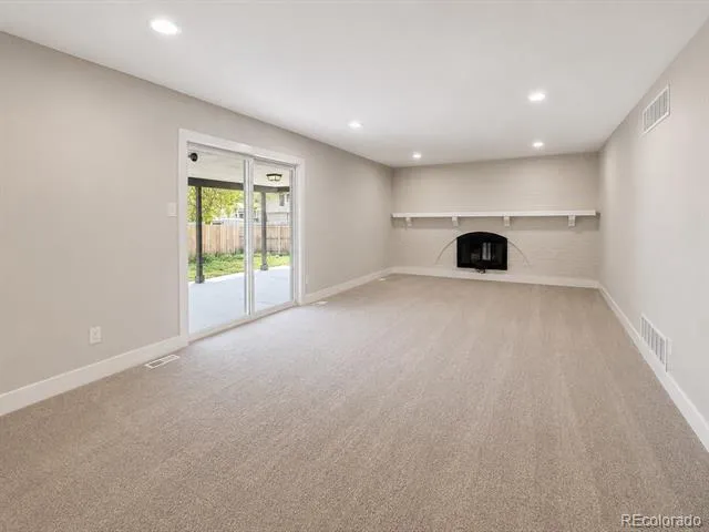 7073 E Warren Drive Denver, CO 80224