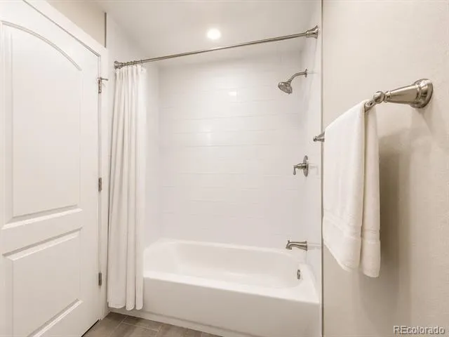 7073 E Warren Drive Denver, CO 80224